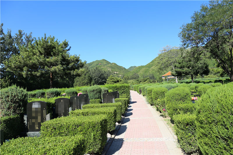 北京市经营性墓地景观图