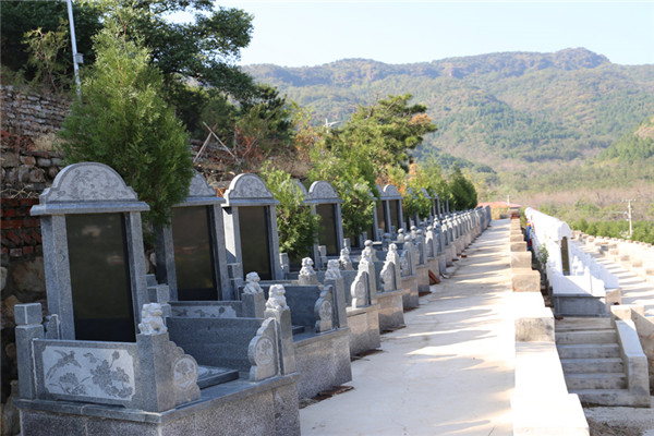 北京平谷墓地归山陵园墓区