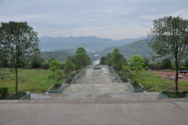 陵园道路