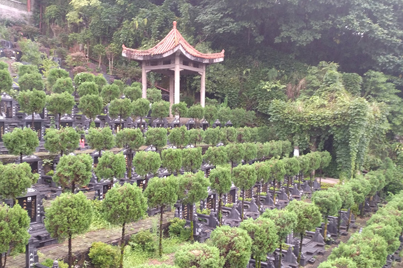 南山福座室外墓区