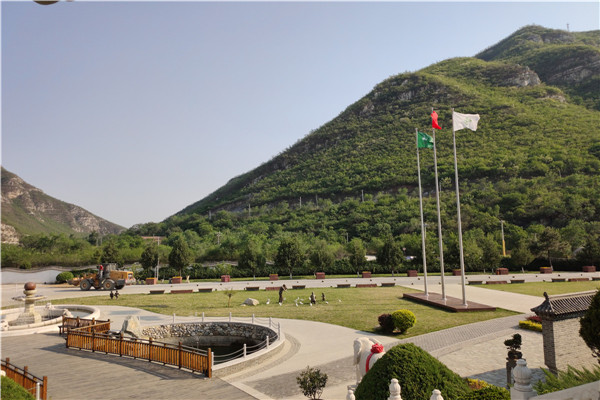 桃峰陵园 桃峰陵园